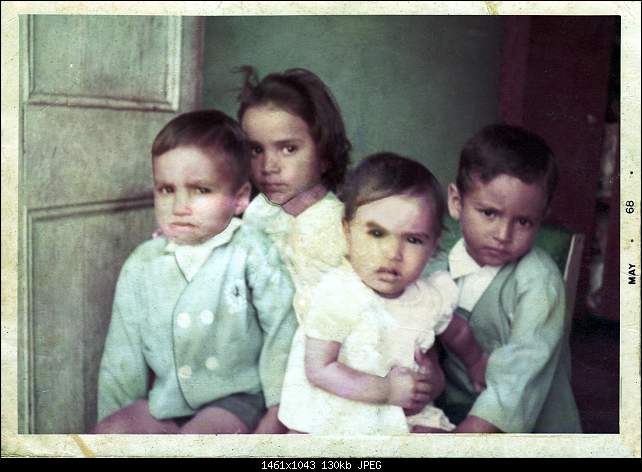 Click image for larger version. 

Name:	four kids 5x7.jpg 
Views:	68 
Size:	130.2 KB 
ID:	28598